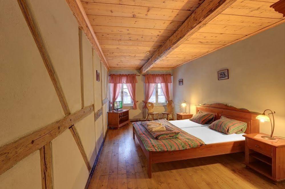 Hradni Basta Hotel Bečov nad Teplou Eksteriør billede