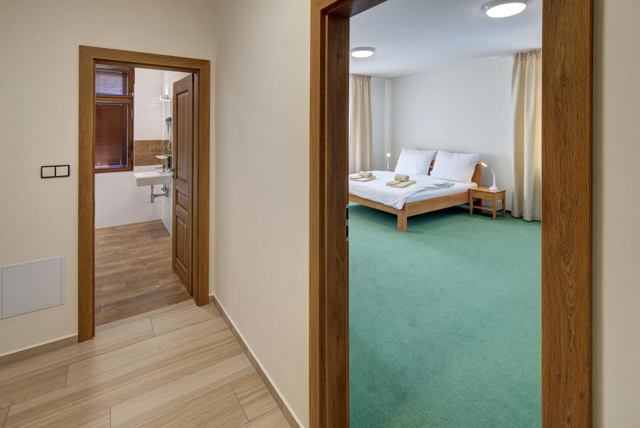 Hradni Basta Hotel Bečov nad Teplou Eksteriør billede