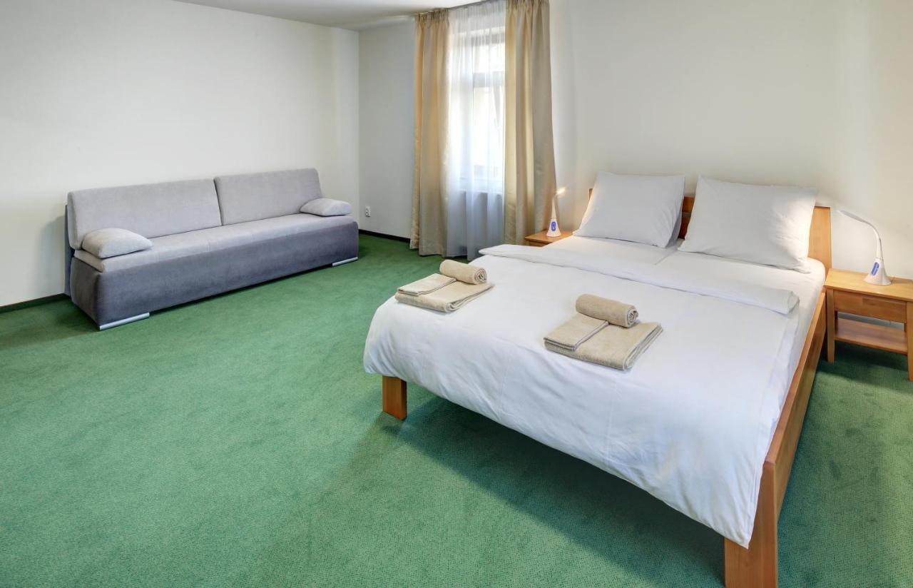 Hradni Basta Hotel Bečov nad Teplou Eksteriør billede